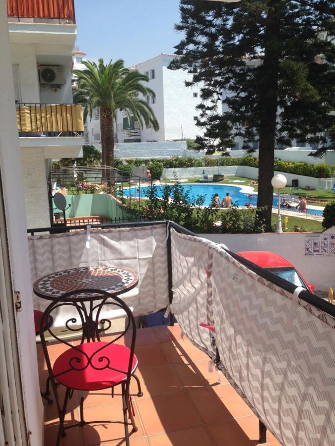 Chez Alison! Central Nerja Apt Exteriör bild