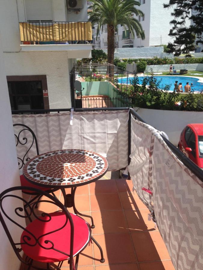 Chez Alison! Central Nerja Apt Exteriör bild