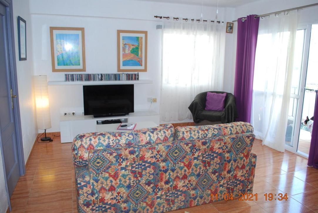 Chez Alison! Central Nerja Apt Exteriör bild